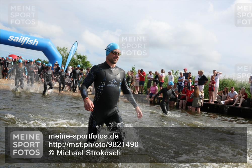 21.06.2026 - Viking Triathlon Michael Strokosch http://msf.ph/oto/9821490 21.06.2026 10:07:19 Schwimmen 76, 115, 116, 158, 163, 209, 390, 401, 403, 469, 483, 510, 574, 624, 662 meine-sportfotos.de