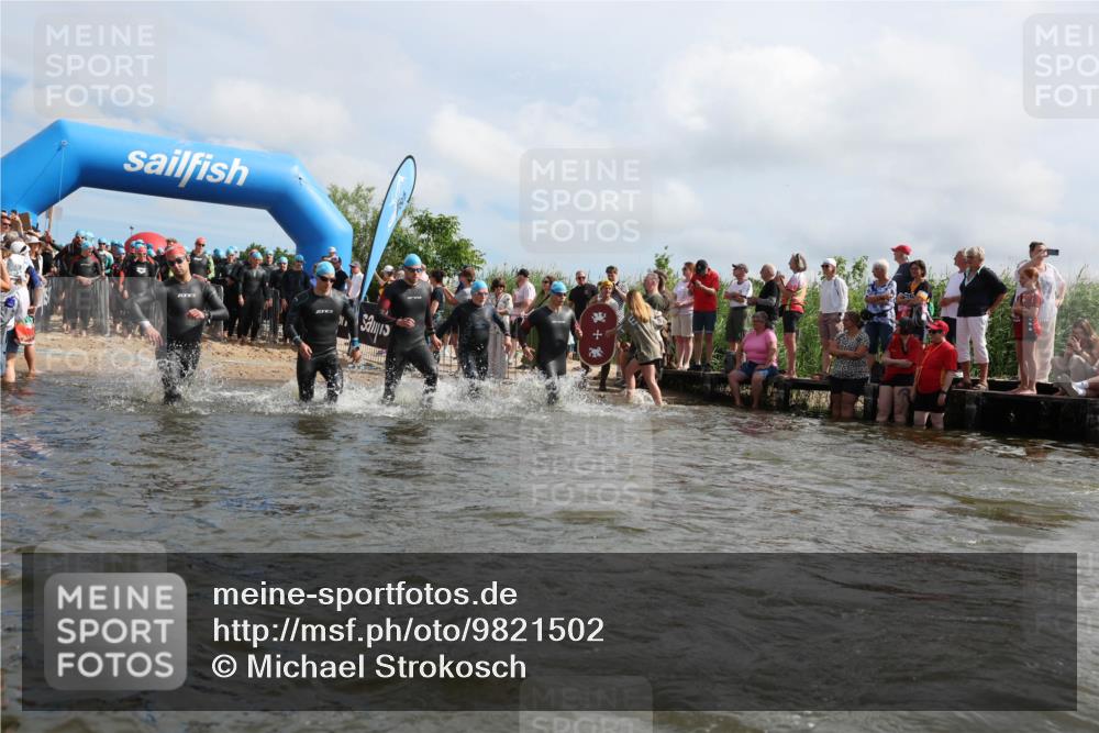 21.06.2026 - Viking Triathlon Michael Strokosch http://msf.ph/oto/9821502 21.06.2026 10:07:25 Schwimmen 76, 107, 115, 158, 163, 209, 253, 401, 403, 469, 510, 540, 605, 624, 659 meine-sportfotos.de