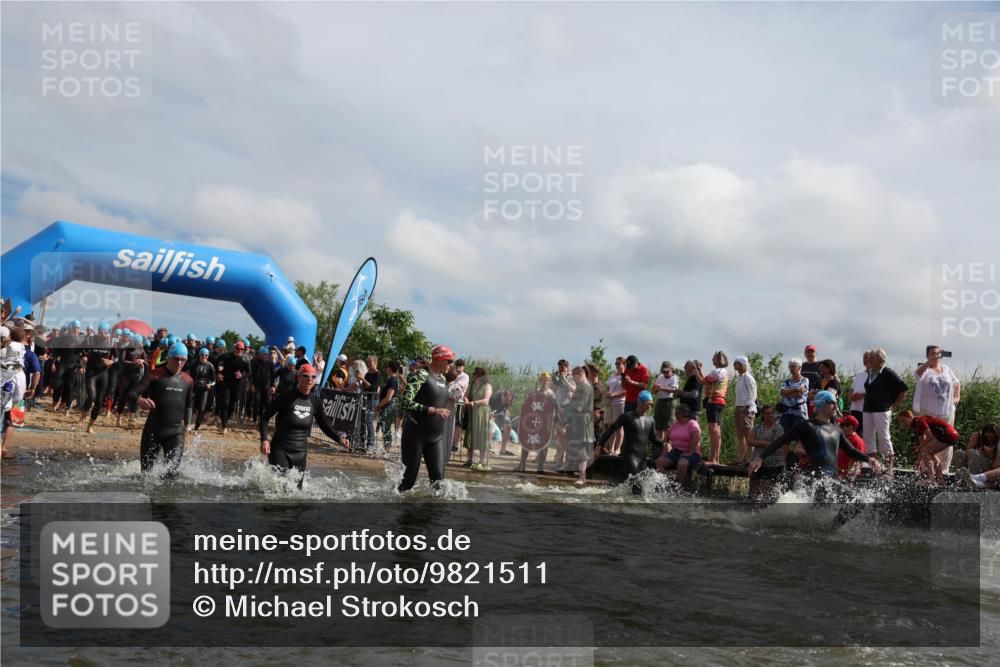 21.06.2026 - Viking Triathlon Michael Strokosch http://msf.ph/oto/9821511 21.06.2026 10:07:32 Schwimmen 24, 76, 107, 158, 253, 258, 306, 346, 403, 510, 540, 605, 624, 628, 659 meine-sportfotos.de