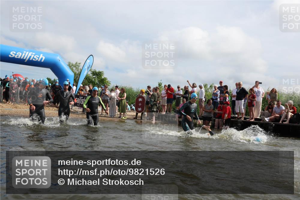 21.06.2026 - Viking Triathlon Michael Strokosch http://msf.ph/oto/9821526 21.06.2026 10:07:41 Schwimmen 24, 36, 66, 81, 164, 258, 275, 306, 313, 346, 363, 366, 374, 448, 628 meine-sportfotos.de