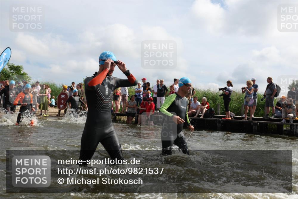 21.06.2026 - Viking Triathlon Michael Strokosch http://msf.ph/oto/9821537 21.06.2026 10:07:46 Schwimmen 36, 66, 81, 97, 124, 164, 275, 313, 363, 366, 374, 413, 448, 622, 630 meine-sportfotos.de