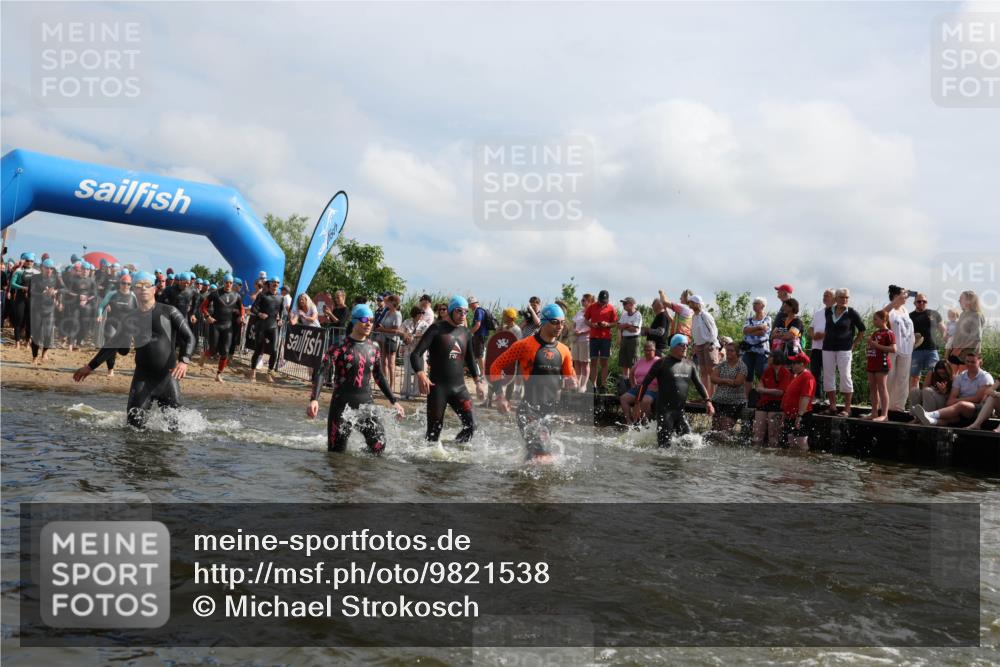 21.06.2026 - Viking Triathlon Michael Strokosch http://msf.ph/oto/9821538 21.06.2026 10:07:47 Schwimmen 36, 66, 81, 97, 124, 164, 275, 313, 363, 366, 374, 413, 448, 622, 630 meine-sportfotos.de