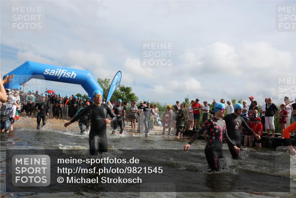 21.06.2026 - Viking Triathlon Michael Strokosch http://msf.ph/oto/9821545 21.06.2026 10:07:49 Schwimmen 36, 81, 97, 124, 217, 295, 298, 363, 374, 388, 413, 448, 494, 622, 630 meine-sportfotos.de