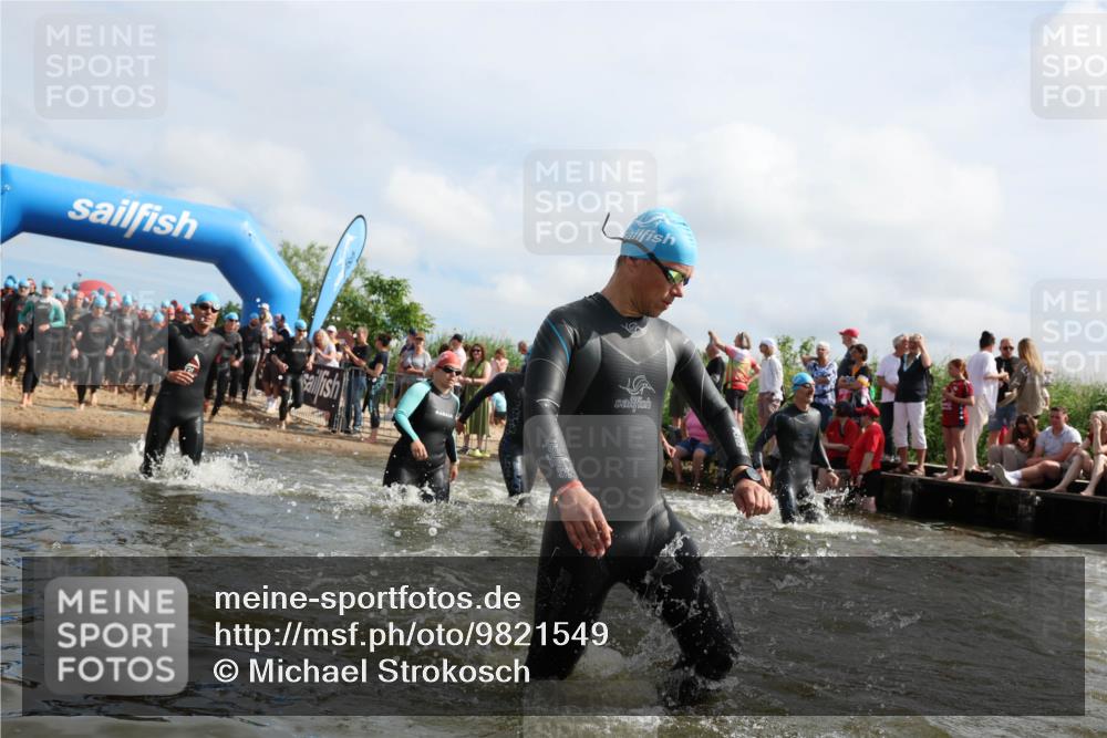 21.06.2026 - Viking Triathlon Michael Strokosch http://msf.ph/oto/9821549 21.06.2026 10:07:52 Schwimmen 36, 81, 97, 124, 217, 295, 298, 363, 374, 388, 413, 448, 494, 622, 630 meine-sportfotos.de