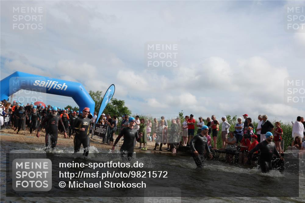 21.06.2026 - Viking Triathlon Michael Strokosch http://msf.ph/oto/9821572 21.06.2026 10:08:02 Schwimmen 57, 71, 178, 182, 217, 257, 295, 298, 388, 424, 427, 494, 534, 607, 635 meine-sportfotos.de