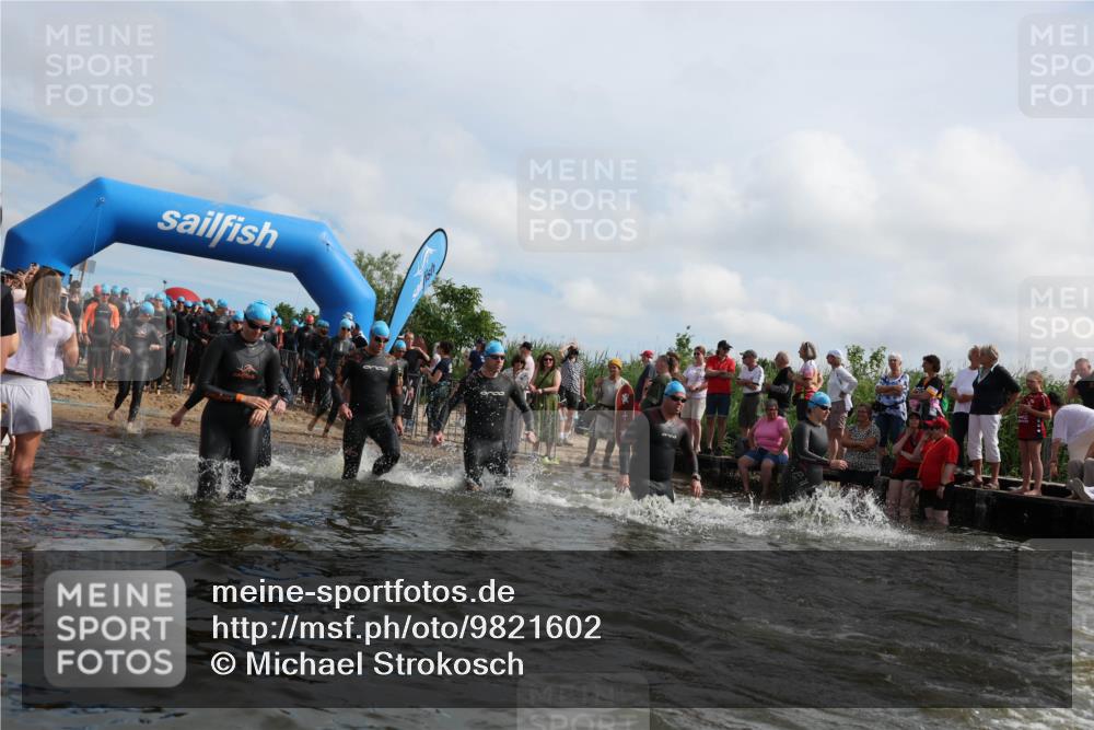 21.06.2026 - Viking Triathlon Michael Strokosch http://msf.ph/oto/9821602 21.06.2026 10:08:17 Schwimmen 59, 101, 172, 223, 250, 283, 335, 382, 416, 421, 433, 434, 463, 564, 642 meine-sportfotos.de