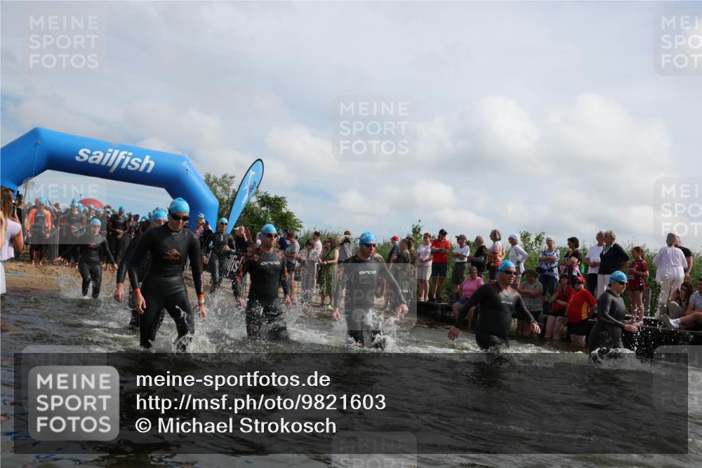 21.06.2026 - Viking Triathlon Michael Strokosch http://msf.ph/oto/9821603 21.06.2026 10:08:18 Schwimmen 59, 101, 172, 223, 250, 283, 335, 382, 416, 421, 433, 434, 463, 564, 642 meine-sportfotos.de