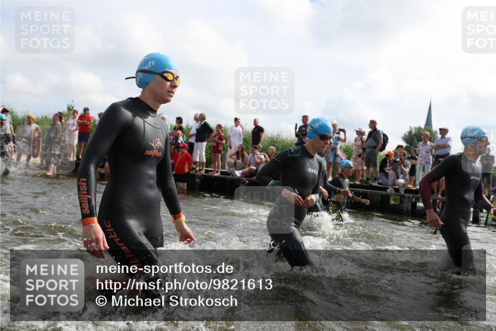 21.06.2026 - Viking Triathlon Michael Strokosch http://msf.ph/oto/9821613 21.06.2026 10:08:25 Schwimmen 48, 133, 168, 192, 222, 223, 250, 317, 354, 375, 416, 463, 564, 571, 613 meine-sportfotos.de