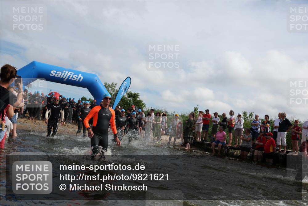 21.06.2026 - Viking Triathlon Michael Strokosch http://msf.ph/oto/9821621 21.06.2026 10:08:30 Schwimmen 48, 133, 168, 192, 207, 222, 254, 317, 322, 354, 375, 376, 571, 613, 629 meine-sportfotos.de