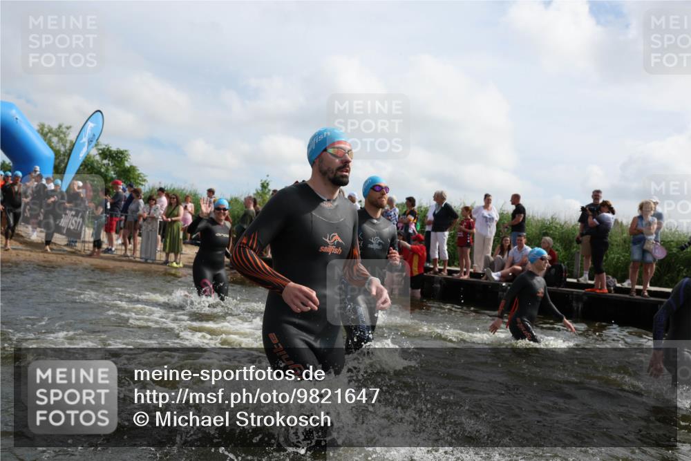 21.06.2026 - Viking Triathlon Michael Strokosch http://msf.ph/oto/9821647 21.06.2026 10:08:43 Schwimmen 75, 92, 105, 203, 207, 254, 322, 324, 365, 376, 409, 476, 549, 629, 661 meine-sportfotos.de