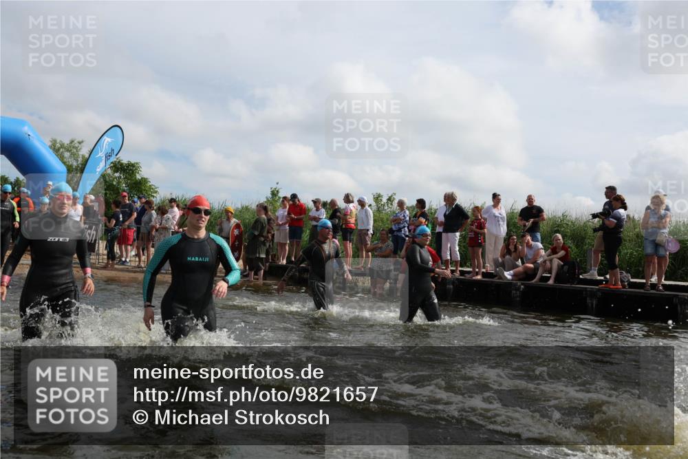 21.06.2026 - Viking Triathlon Michael Strokosch http://msf.ph/oto/9821657 21.06.2026 10:08:48 Schwimmen 75, 92, 105, 196, 203, 224, 272, 324, 365, 389, 409, 476, 549, 566, 661 meine-sportfotos.de