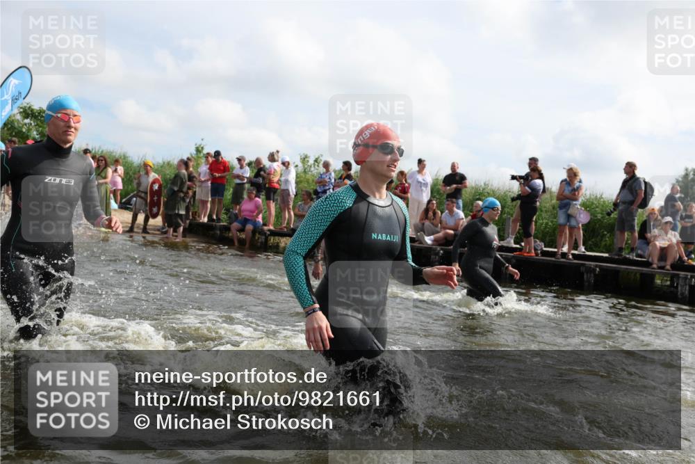 21.06.2026 - Viking Triathlon Michael Strokosch http://msf.ph/oto/9821661 21.06.2026 10:08:50 Schwimmen 40, 105, 139, 181, 196, 224, 237, 272, 344, 365, 389, 409, 476, 566, 661 meine-sportfotos.de