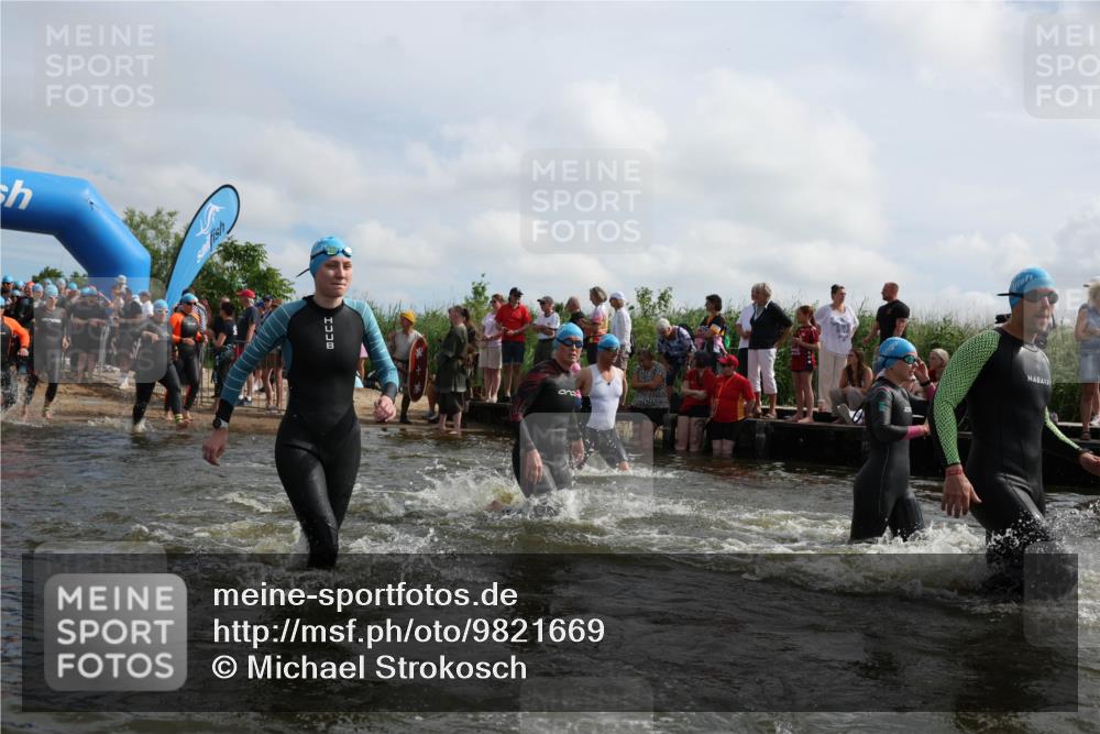 21.06.2026 - Viking Triathlon Michael Strokosch http://msf.ph/oto/9821669 21.06.2026 10:08:54 Schwimmen 40, 106, 139, 181, 196, 224, 237, 252, 272, 344, 362, 389, 476, 509, 566, 661 meine-sportfotos.de