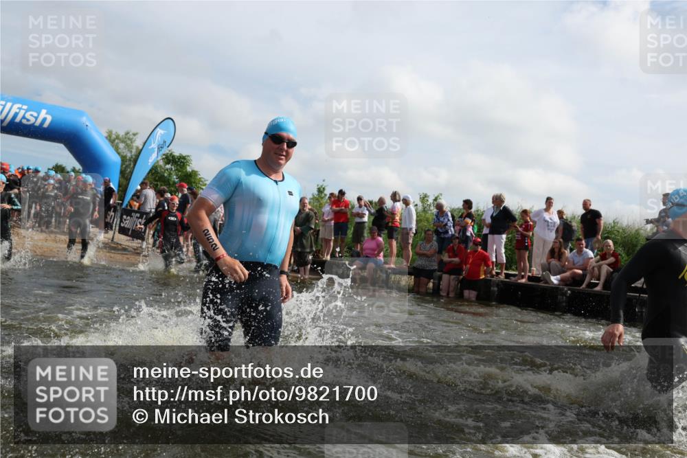 21.06.2026 - Viking Triathlon Michael Strokosch http://msf.ph/oto/9821700 21.06.2026 10:09:04 Schwimmen 70, 77, 106, 155, 252, 344, 347, 362, 431, 502, 509, 542, 631, 639, 652 meine-sportfotos.de