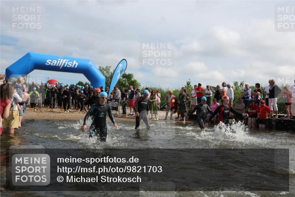 21.06.2026 - Viking Triathlon Michael Strokosch http://msf.ph/oto/9821703 21.06.2026 10:09:07 Schwimmen 70, 77, 106, 155, 252, 347, 362, 431, 502, 509, 542, 631, 639, 652 meine-sportfotos.de