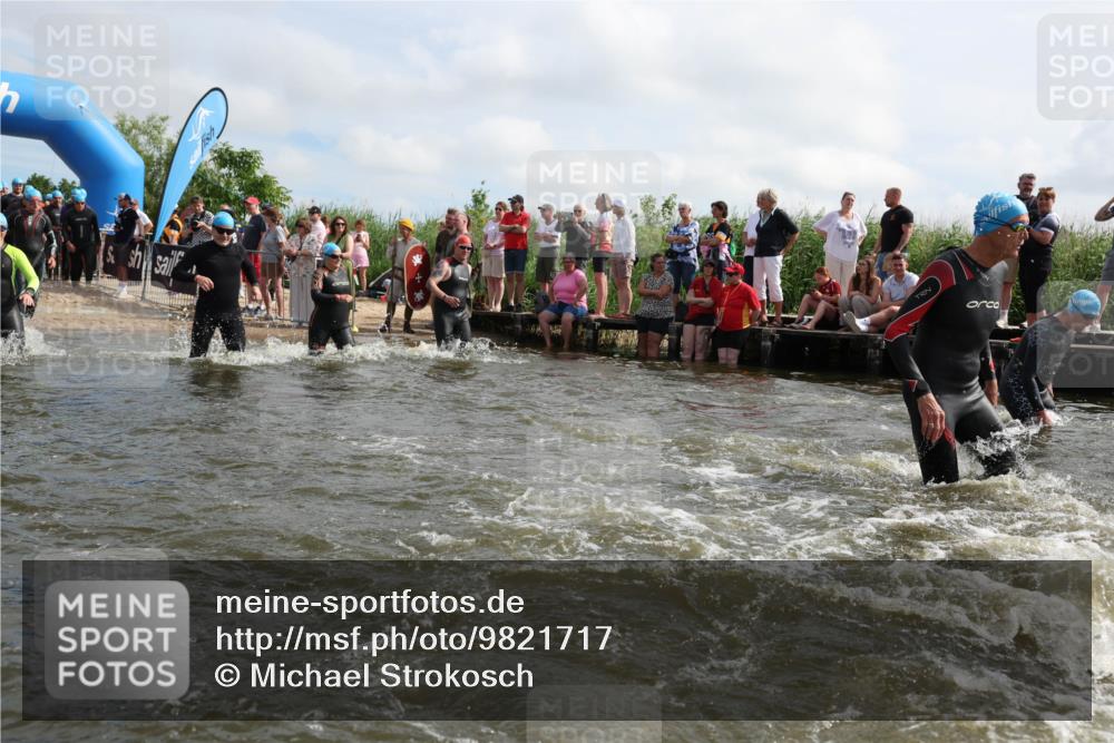 21.06.2026 - Viking Triathlon Michael Strokosch http://msf.ph/oto/9821717 21.06.2026 10:09:11 Schwimmen 70, 77, 127, 155, 347, 385, 431, 502, 504, 529, 542, 631, 639, 652, 670 meine-sportfotos.de