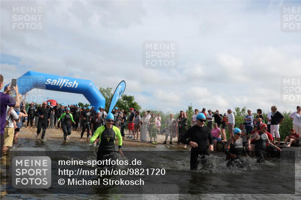 21.06.2026 - Viking Triathlon Michael Strokosch http://msf.ph/oto/9821720 21.06.2026 10:09:14 Schwimmen 127, 141, 155, 347, 385, 431, 502, 504, 529, 532, 538, 561, 631, 639, 646, 670 meine-sportfotos.de