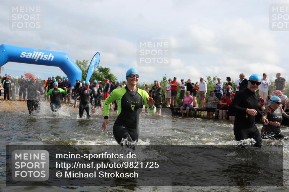 21.06.2026 - Viking Triathlon Michael Strokosch http://msf.ph/oto/9821725 21.06.2026 10:09:15 Schwimmen 127, 141, 155, 347, 385, 431, 502, 504, 529, 532, 538, 561, 639, 646, 670 meine-sportfotos.de