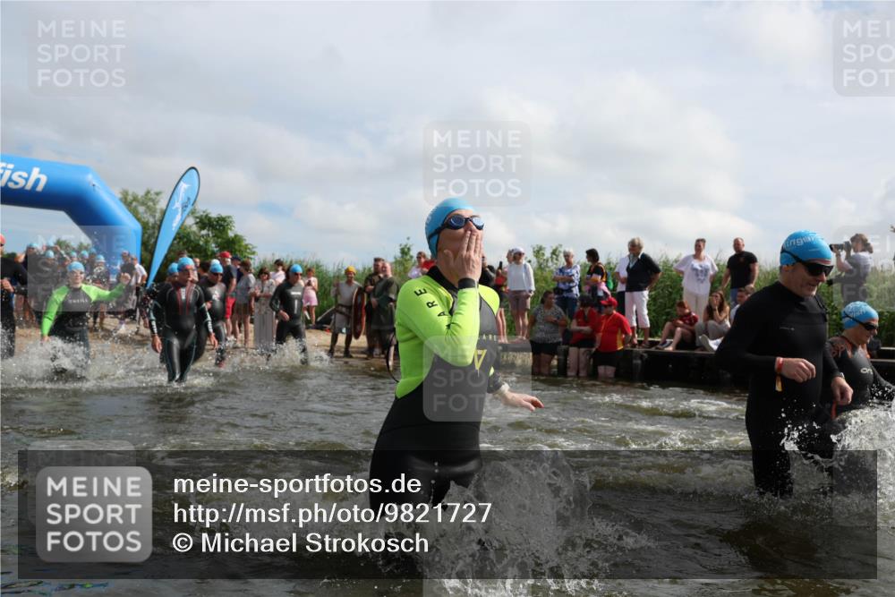 21.06.2026 - Viking Triathlon Michael Strokosch http://msf.ph/oto/9821727 21.06.2026 10:09:15 Schwimmen 127, 141, 155, 347, 385, 431, 502, 504, 529, 532, 538, 561, 639, 646, 670 meine-sportfotos.de