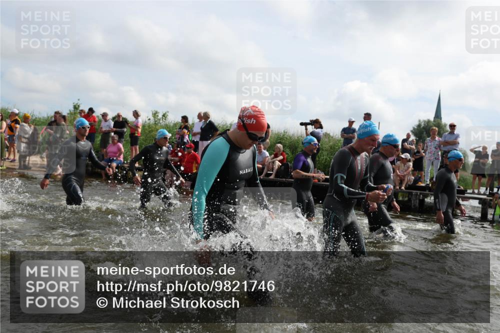 21.06.2026 - Viking Triathlon Michael Strokosch http://msf.ph/oto/9821746 21.06.2026 10:09:24 Schwimmen 52, 61, 141, 309, 439, 504, 512, 532, 538, 561, 646 meine-sportfotos.de