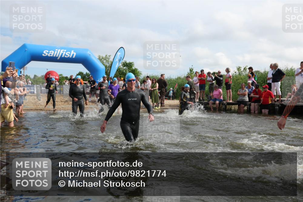 21.06.2026 - Viking Triathlon Michael Strokosch http://msf.ph/oto/9821774 21.06.2026 10:09:36 Schwimmen 39, 117, 174, 244, 264, 305, 357, 379, 417, 491, 515, 557 meine-sportfotos.de