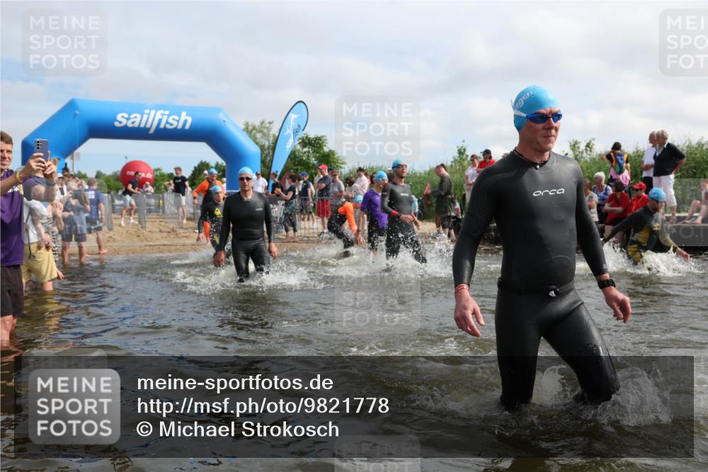 21.06.2026 - Viking Triathlon Michael Strokosch http://msf.ph/oto/9821778 21.06.2026 10:09:37 Schwimmen 39, 117, 174, 244, 264, 305, 357, 379, 417, 491, 515, 557 meine-sportfotos.de