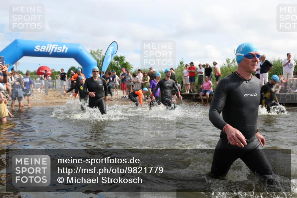 21.06.2026 - Viking Triathlon Michael Strokosch http://msf.ph/oto/9821779 21.06.2026 10:09:38 Schwimmen 39, 117, 174, 244, 264, 305, 357, 379, 417, 491, 515, 557 meine-sportfotos.de