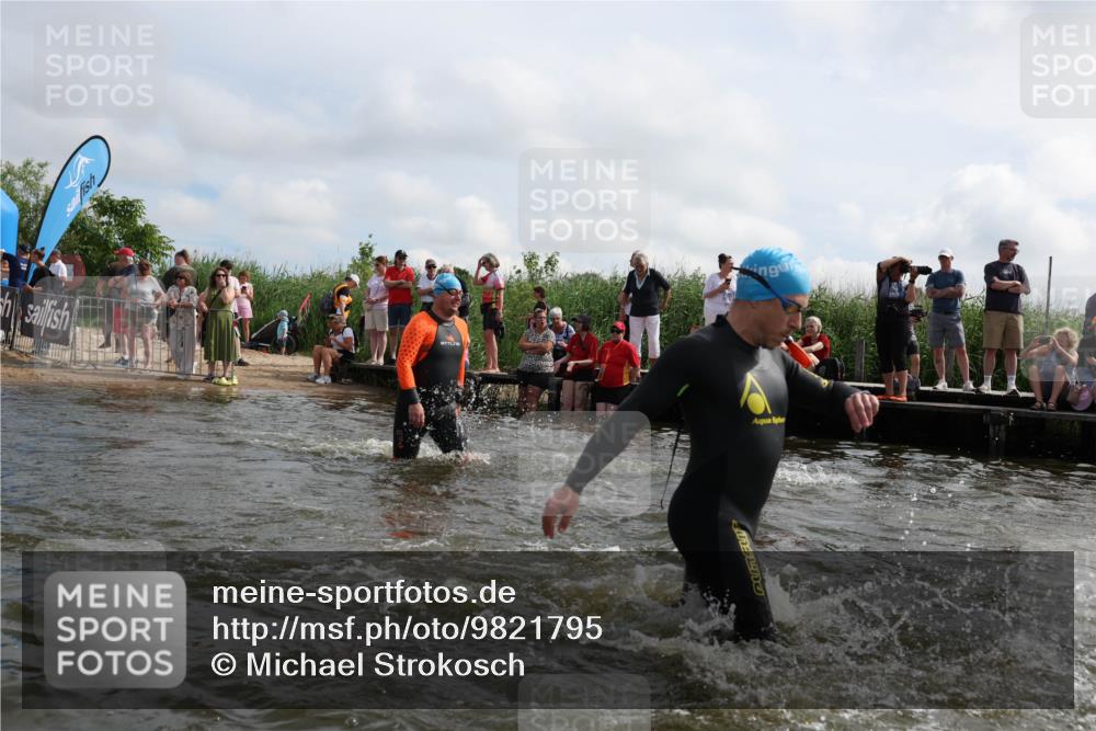 21.06.2026 - Viking Triathlon Michael Strokosch http://msf.ph/oto/9821795 21.06.2026 10:09:43 Schwimmen 39, 117, 244, 264, 379, 491, 515 meine-sportfotos.de