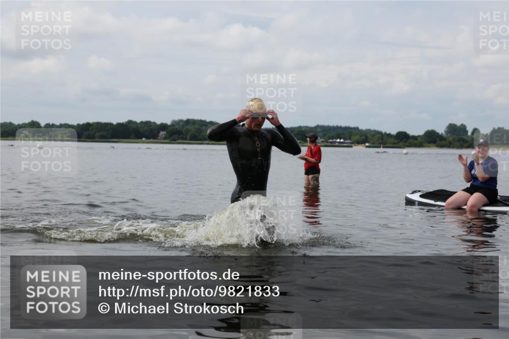 21.06.2026 - Viking Triathlon Michael Strokosch http://msf.ph/oto/9821833 21.06.2026 10:24:49 Schwimmen 9 meine-sportfotos.de