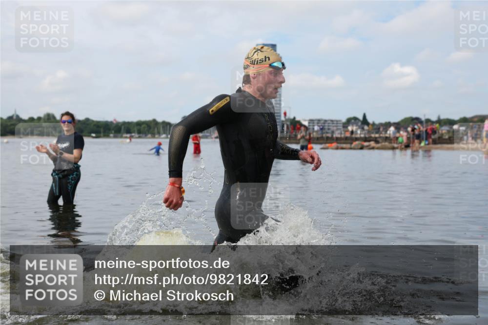 21.06.2026 - Viking Triathlon Michael Strokosch http://msf.ph/oto/9821842 21.06.2026 10:24:51 Schwimmen 9 meine-sportfotos.de