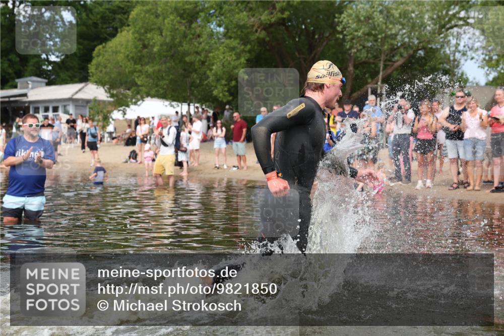 21.06.2026 - Viking Triathlon Michael Strokosch http://msf.ph/oto/9821850 21.06.2026 10:24:53 Schwimmen 9 meine-sportfotos.de