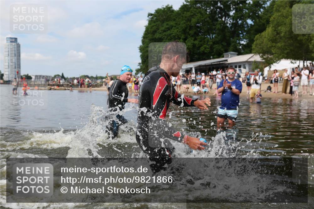 21.06.2026 - Viking Triathlon Michael Strokosch http://msf.ph/oto/9821866 21.06.2026 10:25:32 Schwimmen 1, 4, 10, 189 meine-sportfotos.de