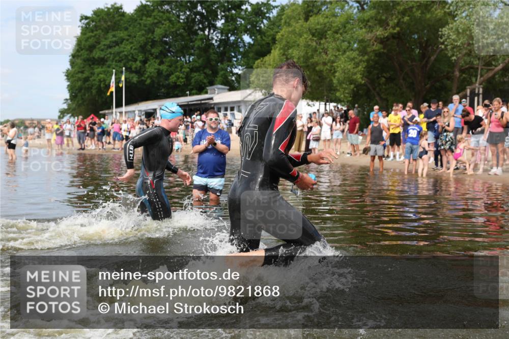 21.06.2026 - Viking Triathlon Michael Strokosch http://msf.ph/oto/9821868 21.06.2026 10:25:32 Schwimmen 1, 4, 10, 189 meine-sportfotos.de