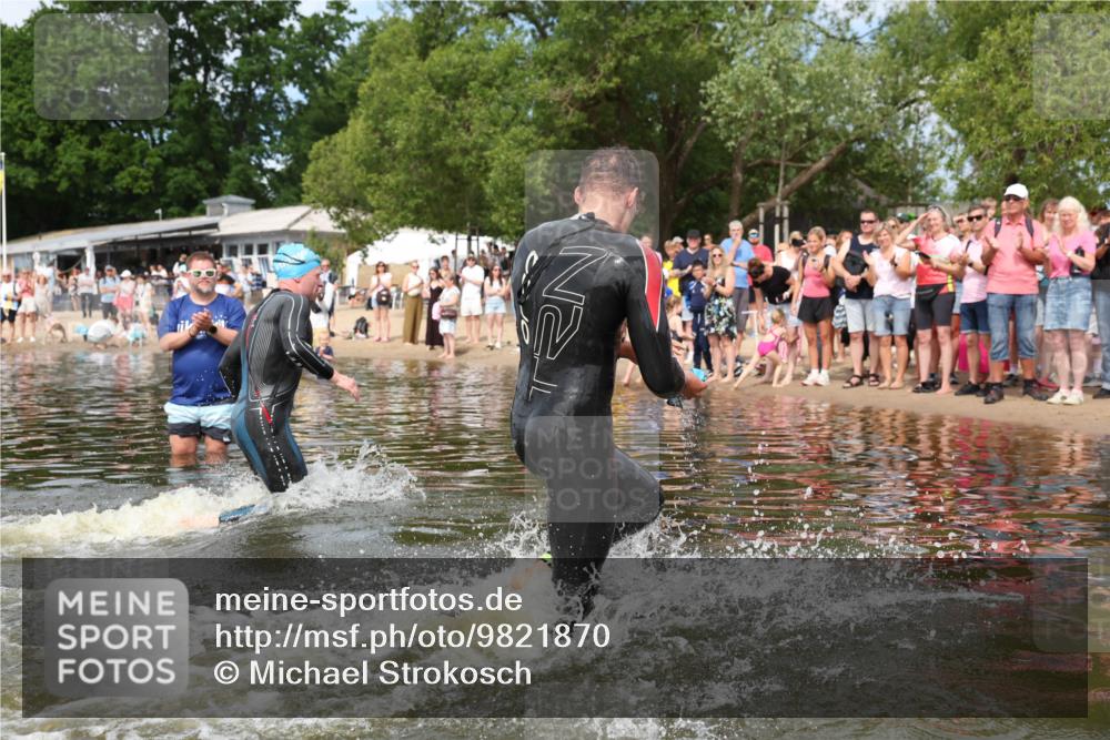 21.06.2026 - Viking Triathlon Michael Strokosch http://msf.ph/oto/9821870 21.06.2026 10:25:33 Schwimmen 1, 4, 8, 10, 189 meine-sportfotos.de
