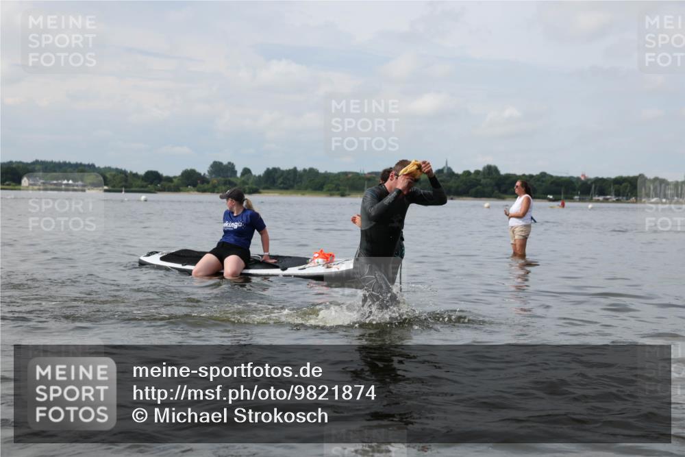 21.06.2026 - Viking Triathlon Michael Strokosch http://msf.ph/oto/9821874 21.06.2026 10:25:37 Schwimmen 1, 4, 8, 10, 189 meine-sportfotos.de
