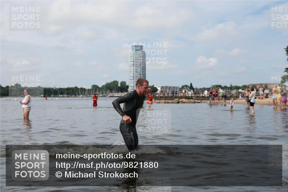 21.06.2026 - Viking Triathlon Michael Strokosch http://msf.ph/oto/9821880 21.06.2026 10:25:39 Schwimmen 4, 8, 10 meine-sportfotos.de