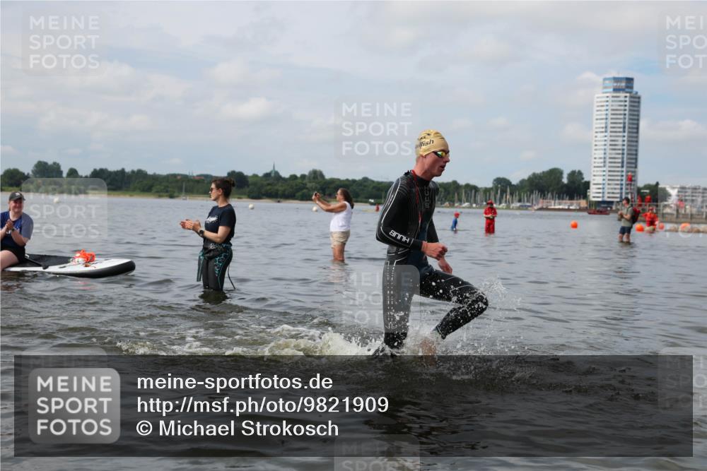 21.06.2026 - Viking Triathlon Michael Strokosch http://msf.ph/oto/9821909 21.06.2026 10:25:52 Schwimmen 8 meine-sportfotos.de