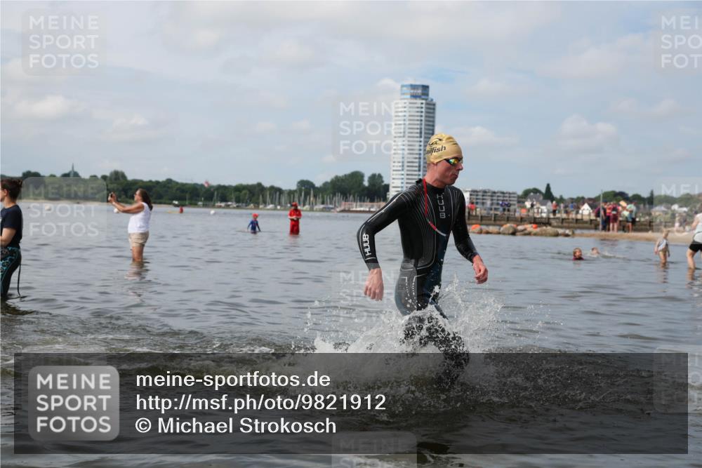 21.06.2026 - Viking Triathlon Michael Strokosch http://msf.ph/oto/9821912 21.06.2026 10:25:52 Schwimmen 8 meine-sportfotos.de