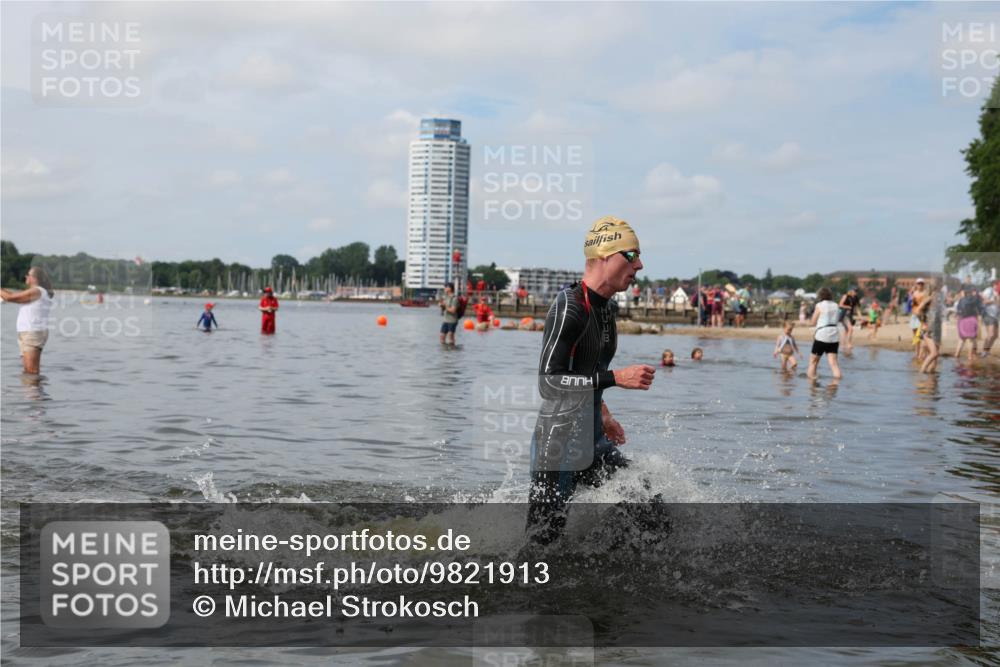 21.06.2026 - Viking Triathlon Michael Strokosch http://msf.ph/oto/9821913 21.06.2026 10:25:53 Schwimmen 8 meine-sportfotos.de