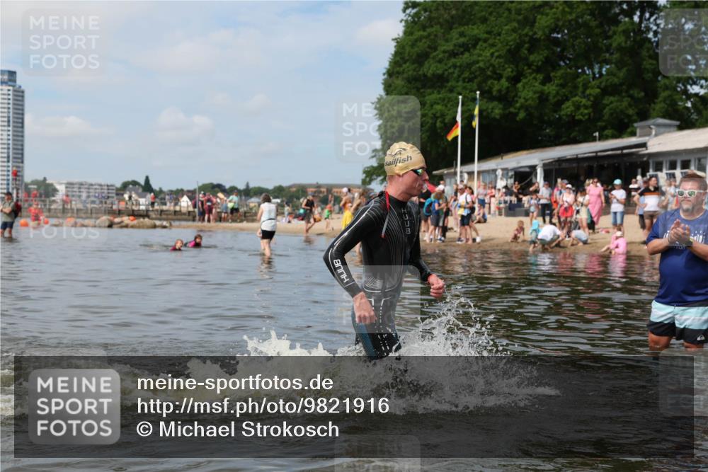 21.06.2026 - Viking Triathlon Michael Strokosch http://msf.ph/oto/9821916 21.06.2026 10:25:53 Schwimmen 8 meine-sportfotos.de