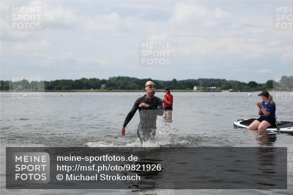 21.06.2026 - Viking Triathlon Michael Strokosch http://msf.ph/oto/9821926 21.06.2026 10:26:11 Schwimmen 2, 21, 474, 548 meine-sportfotos.de