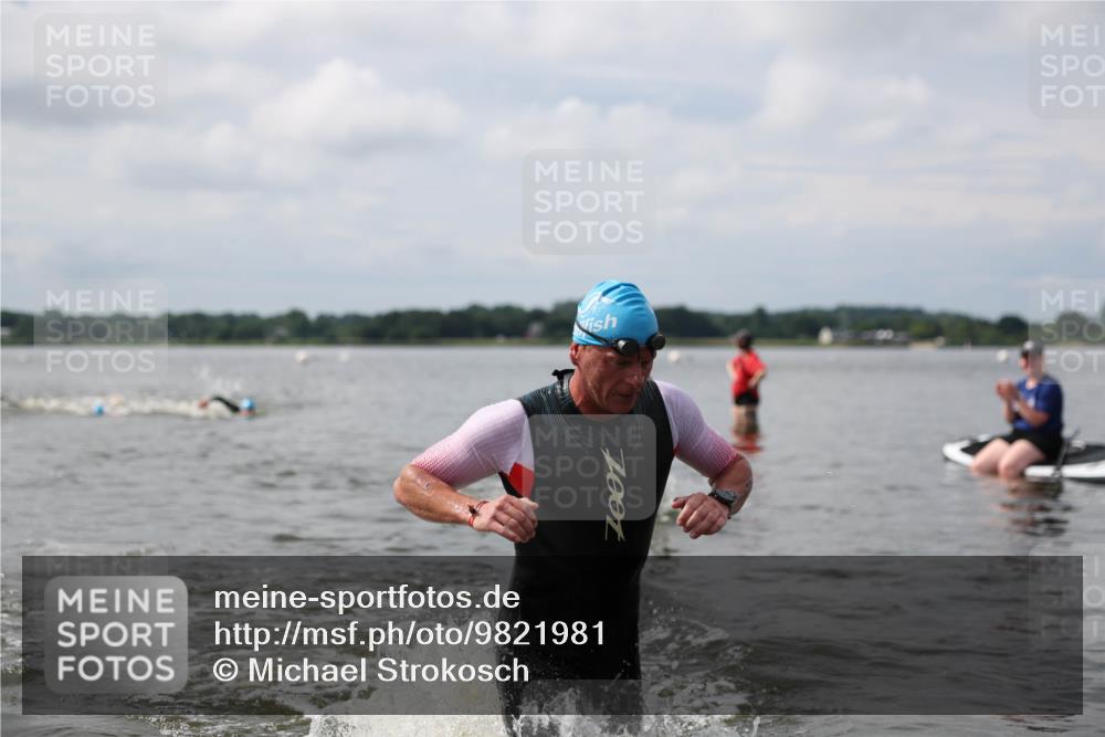 21.06.2026 - Viking Triathlon Michael Strokosch http://msf.ph/oto/9821981 21.06.2026 10:26:45 Schwimmen 25, 176, 334, 426, 453, 547 meine-sportfotos.de