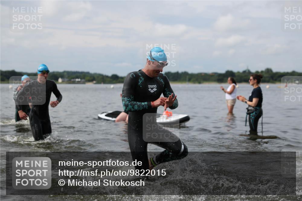 21.06.2026 - Viking Triathlon Michael Strokosch http://msf.ph/oto/9822015 21.06.2026 10:26:59 Schwimmen 7, 25, 176, 426, 547, 575 meine-sportfotos.de