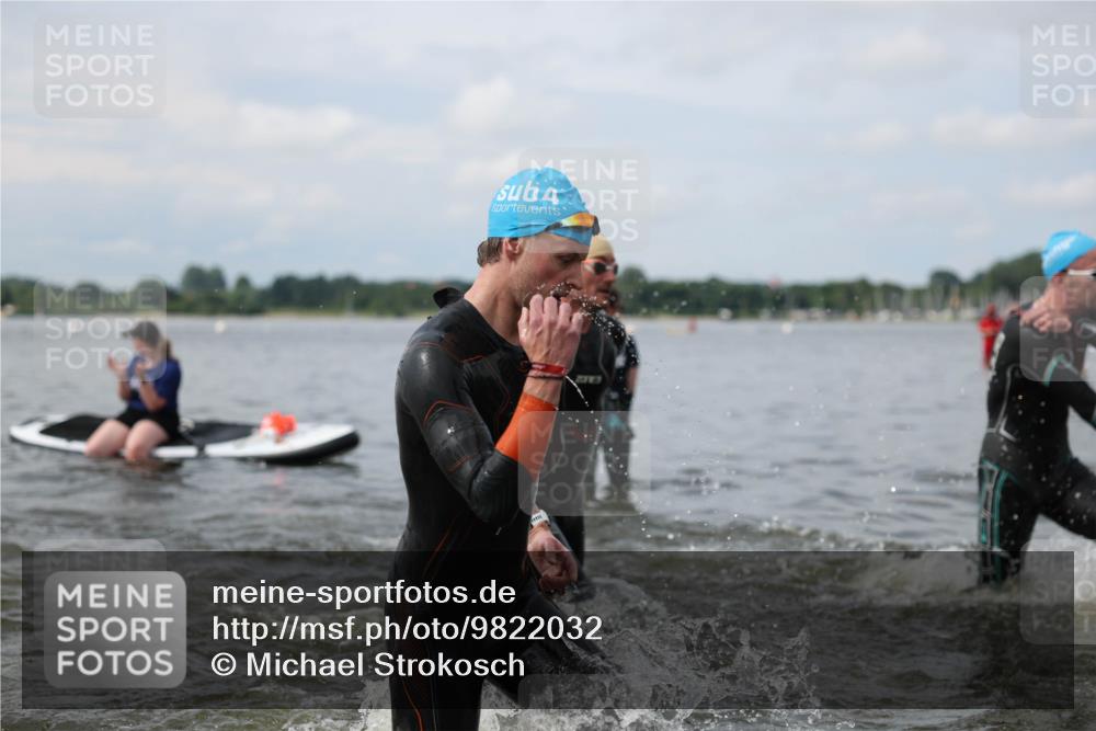 21.06.2026 - Viking Triathlon Michael Strokosch http://msf.ph/oto/9822032 21.06.2026 10:27:04 Schwimmen 7, 25, 176, 426, 547, 575 meine-sportfotos.de