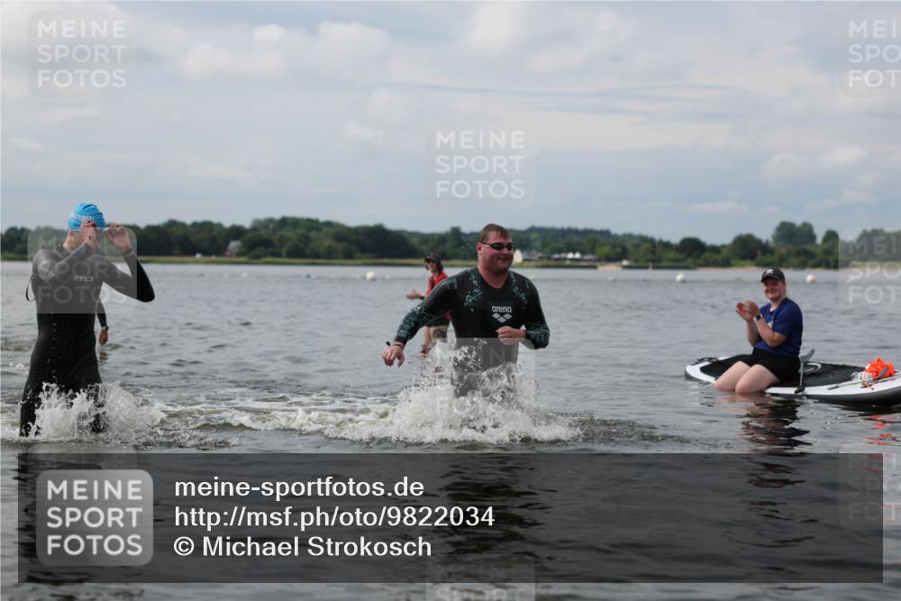 21.06.2026 - Viking Triathlon Michael Strokosch http://msf.ph/oto/9822034 21.06.2026 10:27:30 Schwimmen 46, 422, 626, 669 meine-sportfotos.de