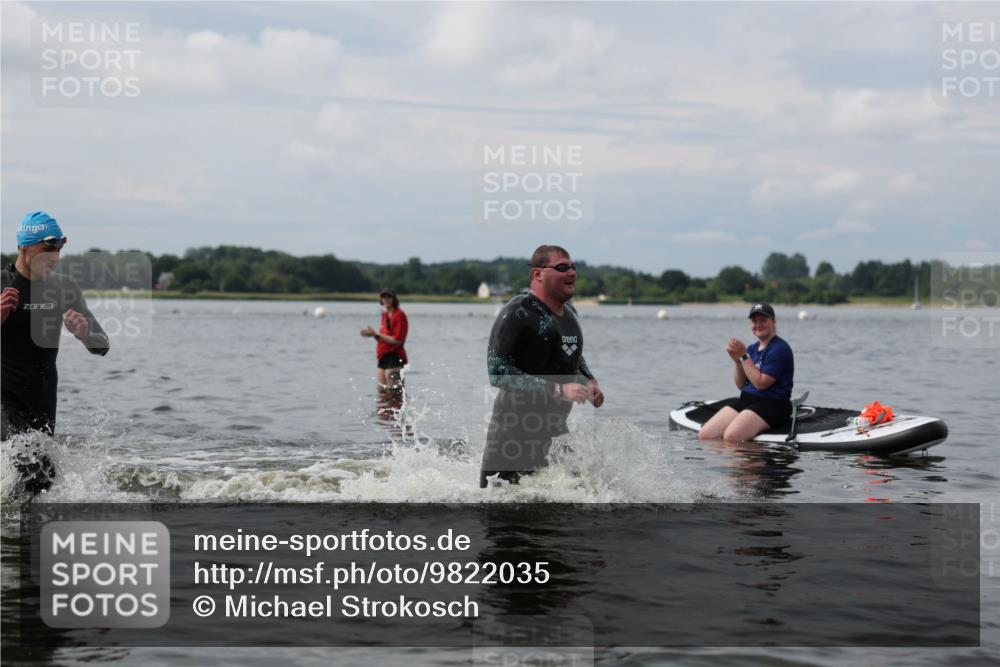 21.06.2026 - Viking Triathlon Michael Strokosch http://msf.ph/oto/9822035 21.06.2026 10:27:30 Schwimmen 46, 422, 626, 669 meine-sportfotos.de