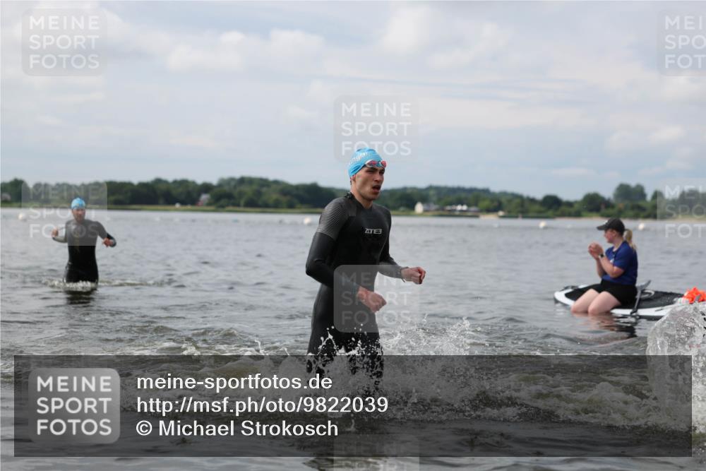 21.06.2026 - Viking Triathlon Michael Strokosch http://msf.ph/oto/9822039 21.06.2026 10:27:32 Schwimmen 46, 422, 626, 669 meine-sportfotos.de