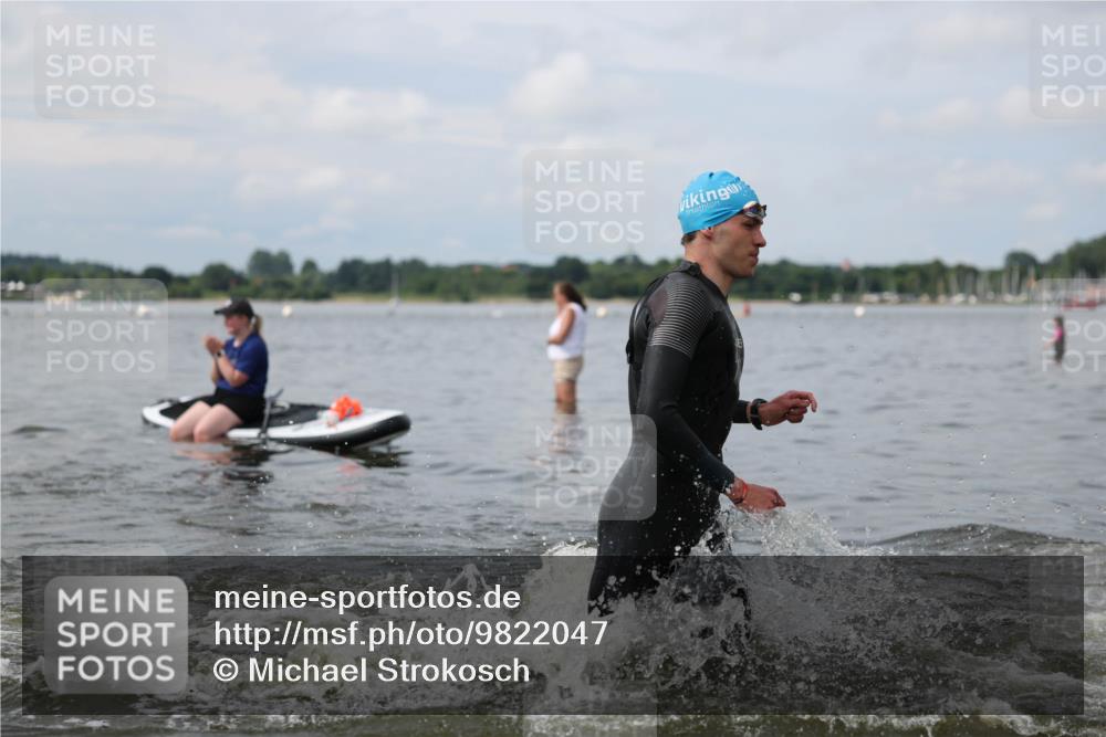 21.06.2026 - Viking Triathlon Michael Strokosch http://msf.ph/oto/9822047 21.06.2026 10:27:34 Schwimmen 46, 422, 626, 669 meine-sportfotos.de