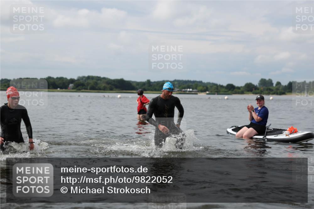 21.06.2026 - Viking Triathlon Michael Strokosch http://msf.ph/oto/9822052 21.06.2026 10:27:37 Schwimmen 46, 422, 626, 669 meine-sportfotos.de