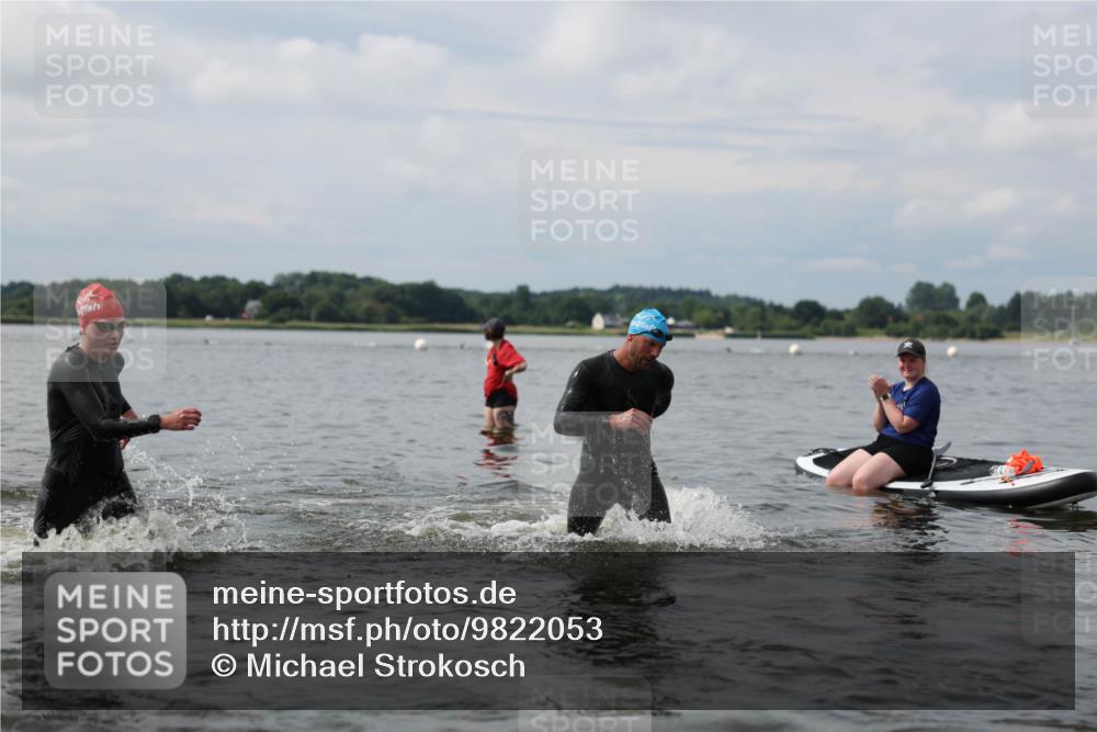 21.06.2026 - Viking Triathlon Michael Strokosch http://msf.ph/oto/9822053 21.06.2026 10:27:37 Schwimmen 46, 422, 626, 669 meine-sportfotos.de